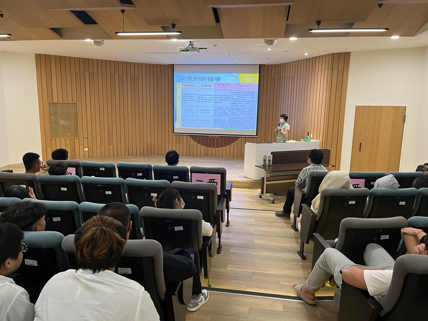 LINE_ALBUM_111-2休業式_230701_28